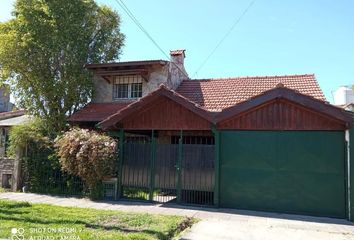 Casa en  Burzaco, Partido De Almirante Brown