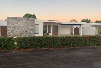 Casa en  Komchen, Mérida, Yucatán