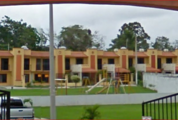 Casa en fraccionamiento en  Comalcalco, Tabasco, Mex