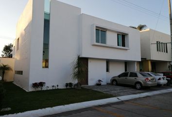 Casa en condominio en  Jardín Real, Zapopan, Jalisco
