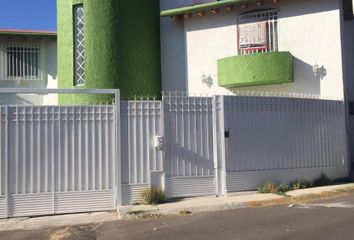 Casa en  Viveros De Querétaro, Municipio De Querétaro