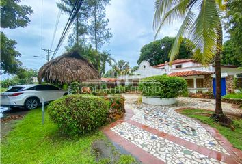 Casa en  Playa Coronado, Chame