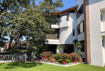 Casa en  Cerrada Bosque De Alerces, Bosque De Las Lomas, Ciudad De México, Cdmx, México