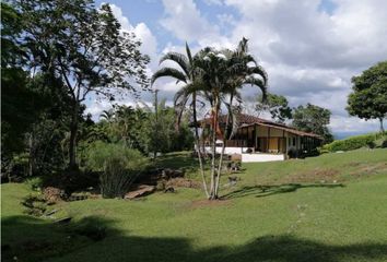 Villa-Quinta en  La Victoria, Valle Del Cauca