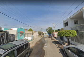 Casa en  Avenida Chillan 278-324, Fraccionamiento Hacienda Santa Fe, Tlajomulco De Zúñiga, Jalisco, 45653, Mex