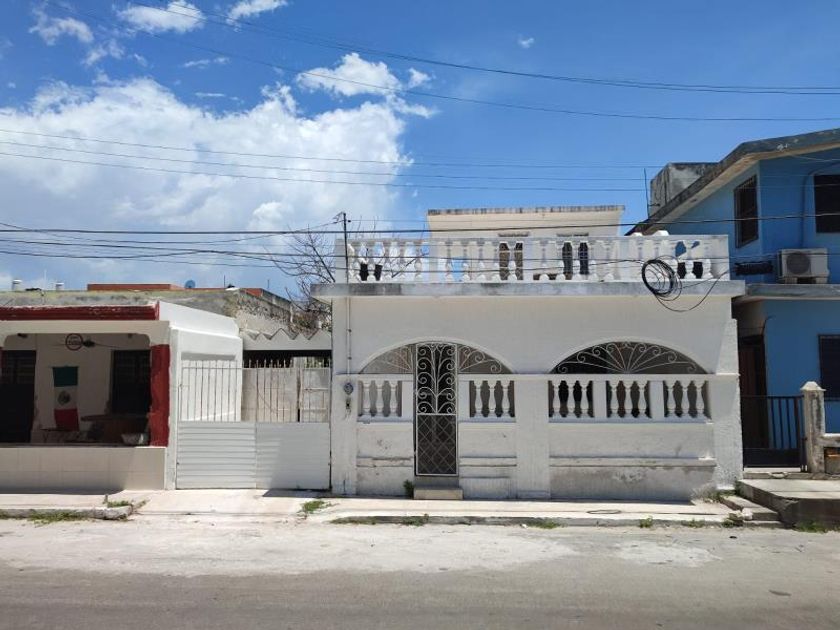venta Casa en Progreso de Castro Centro, Progreso, Yucatán (MX22ND4165) icasas.mx