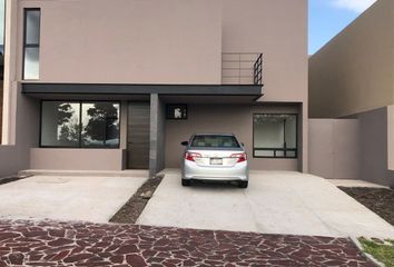 Casa en  Altozano El Nuevo Querétaro, Municipio De Querétaro
