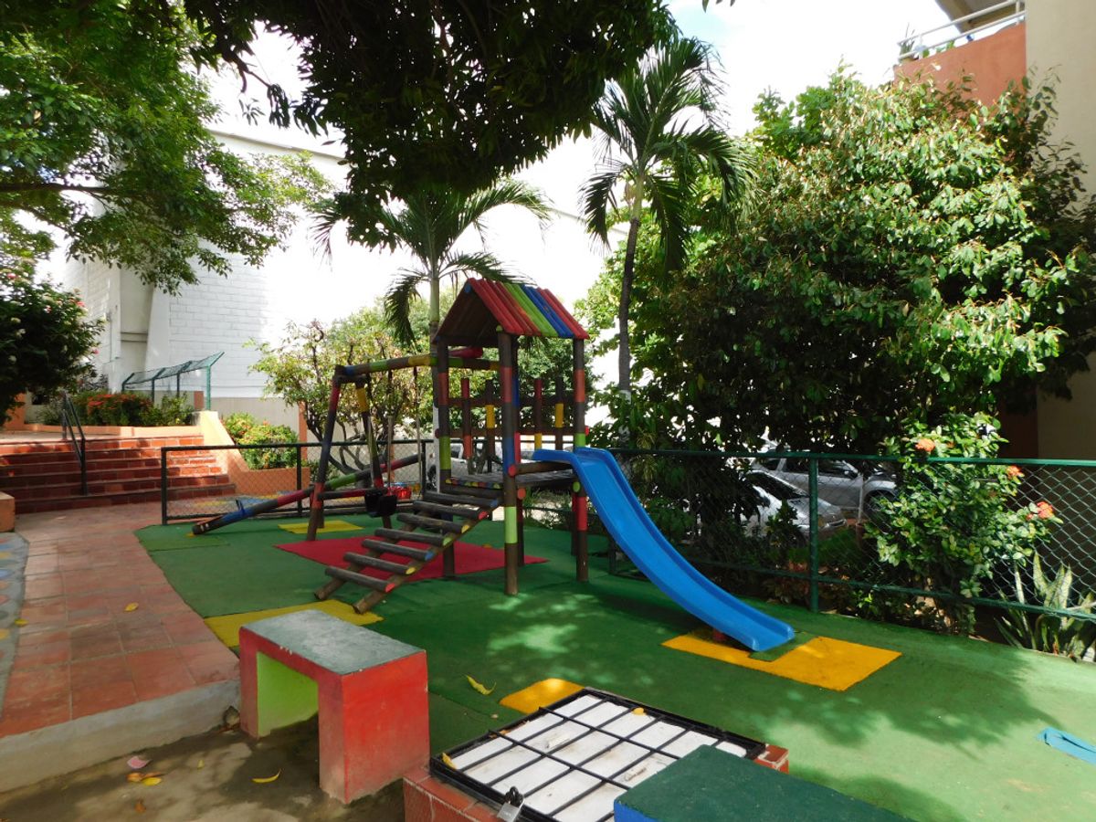 Apartamento en arriendo El Campestre (Industria de la Bahía) en El Campestre