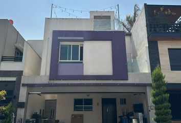 Casa en  Soria, Fraccionamiento Puerta De Hierro, Monterrey, Nuevo León, 64349, Mex