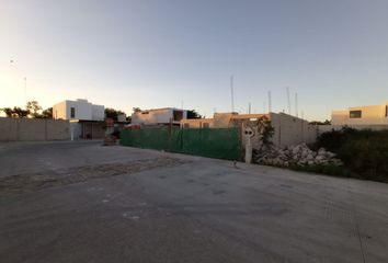 Lote de Terreno en  Calle 20, Conkal, Yucatán, 97345, Mex