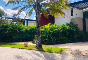 Casa en condominio en  Yucatán Country Club, Mérida, Yucatán, Mex