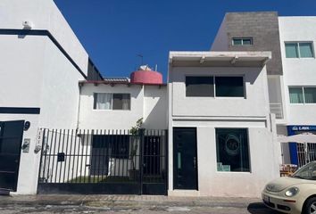 Casa en  Milenio Iii Fase B Sección 10, Municipio De Querétaro