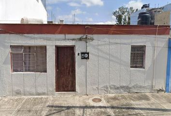 12 casas en venta en Guadalupana Norte, Guadalajara 