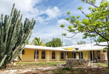 Casa en  Camino Timucuy-san Antonio Tehuitz, Kanasín, Yucatán, 97376, Mex