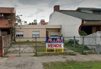 Casa en  Isidro Casanova, La Matanza