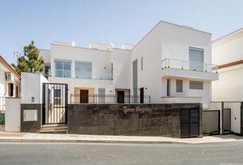 Chalet en  Adeje, St. Cruz De Tenerife