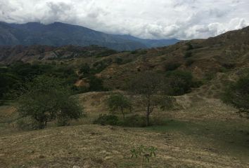 Lote de Terreno en  Santa Fe De Antioquia, Santa Fe De Antioquia, Antioquia, Colombia