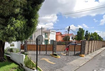 Casa en  Calle Moctezuma 827, Barrio Coaxustenco, Metepec, México, 52140, Mex