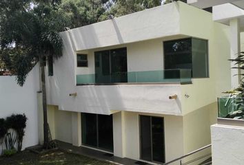 Casa en  Calle Abraham Zepeda, Fraccionamiento Rancho Cortés, Cuernavaca, Morelos, 62120, Mex