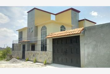 Casa en  Santa Cruz Ocotitlán, Metepec