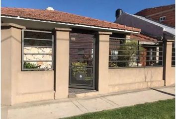 Casa en  Caisamar, Mar Del Plata