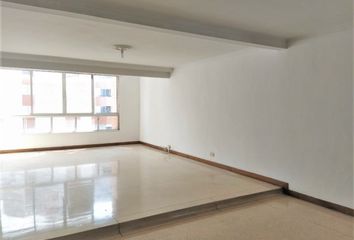 Apartamento en  Cra. 40b #15-180, Medellín, Antioquia, Colombia