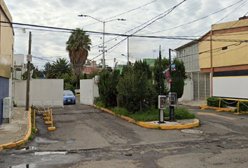 Casa en fraccionamiento en  Calle A Díaz Covarrubias 9, Ejidal, Chalco, México, 56604, Mex