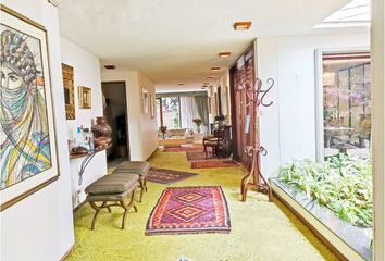Casa en Santa Bárbara Central, Bogotá
