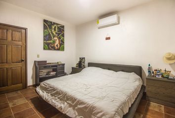 Casa en  Colina De Los Robles, Zapopan, Jalisco