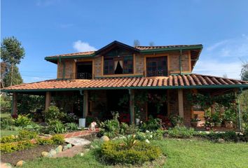 Villa-Quinta en  Oriente, Medellín