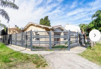 Casa en  Villa Luzuriaga, La Matanza