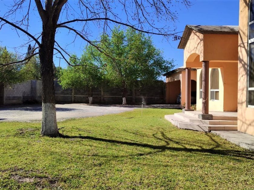 venta Casa en Los González, Saltillo, Coahuila (EB-JY0236s)