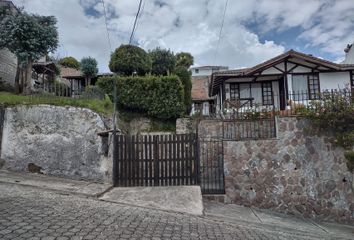 Casa en  Wg4p+75 Quito, Ecuador