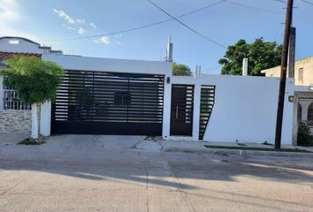 Casa en  Lázaro Cárdenas, Culiacán Rosales