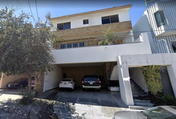 12 casas en venta en Cumbres Campanario, Monterrey 