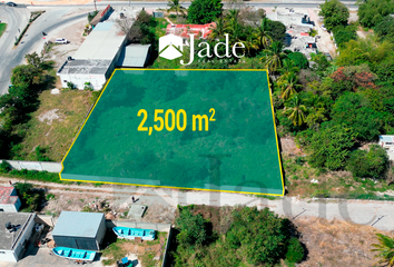 Lote de Terreno en  Avenida Eugenio Echeverría Castellot, Plan Chac, Champotón, Campeche, 24400, Mex