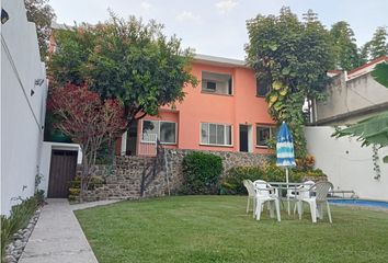 Casa en  San Jerónimo Ahuatepec, Cuernavaca, Morelos