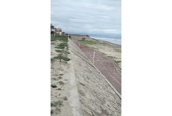 Terreno Comercial en  Tarqui, Manta