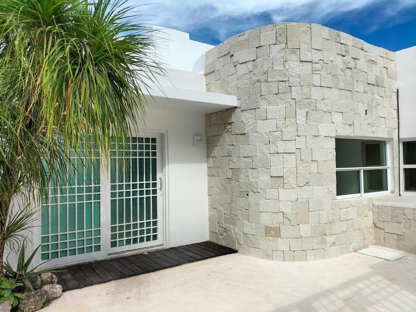 venta Casa en Playa del Carmen, Quintana Roo (EB-LM9306s)