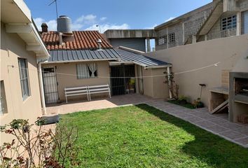 Casa en  Bernardino Rivadavia, Mar Del Plata