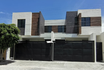 Casa en  Circuito Maestros Ilustres 678, Lomas 1ra Secc, San Luis Potosí, 78210, Mex