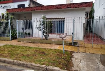 Casa en  Morón, Partido De Morón