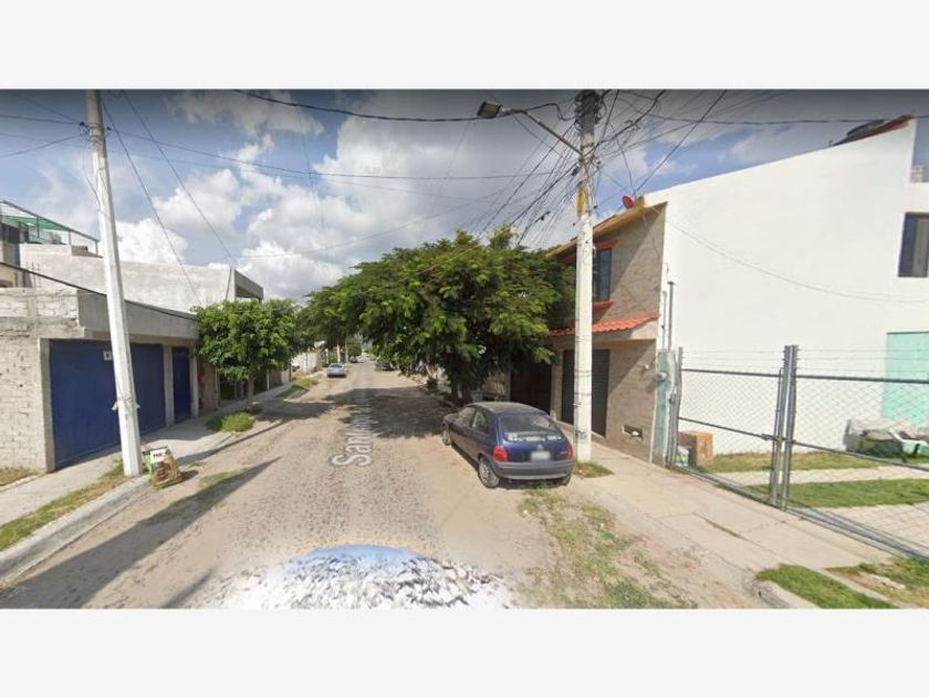 venta Casa en Hércules, Santiago de Querétaro, Municipio de Querétaro (MX21LI0416) icasas.mx