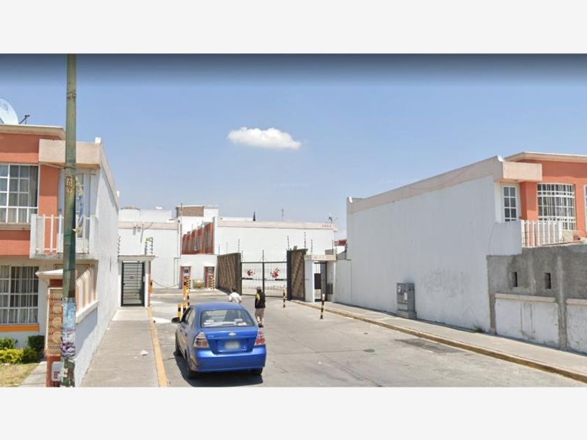 venta Casa en Los Heroes Puebla, Municipio de Puebla (MX22-NI0354)-  