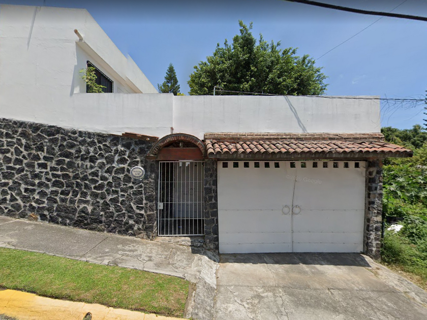 venta Casa en Fraccionamiento Burgos Bugambilias, Temixco, Morelos  (EB-LU6368s)