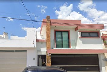 Casa en fraccionamiento en  Calle Madrid 27, Fraccionamiento Ciudad Del Valle, Tepic, Nayarit, 63157, Mex