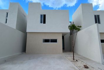 Casa en  Calle 21, Cholul, Mérida, Yucatán, 97305, Mex