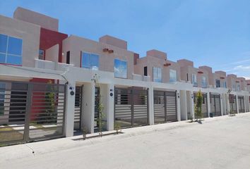Casa en fraccionamiento en  Avenida Estado De México, Ejido La Providencia, Otzolotepec, México, 52088, Mex