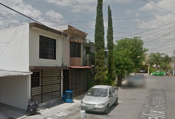Casa en  Calle Félix González Salinas, Ancón Del Huajuco, Monterrey, Nuevo León, México