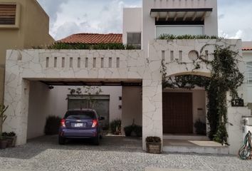 Casa en  Fraccionamiento Cumbres Del Lago, Municipio De Querétaro